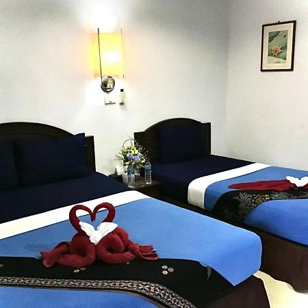Andaman Beach Resort Koh Jum Exterior photo