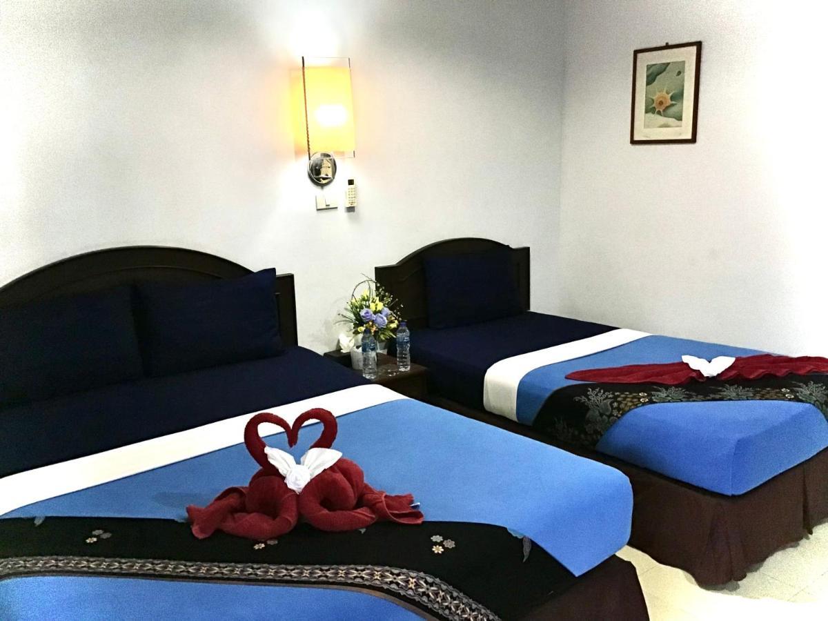 Andaman Beach Resort Koh Jum Exterior photo
