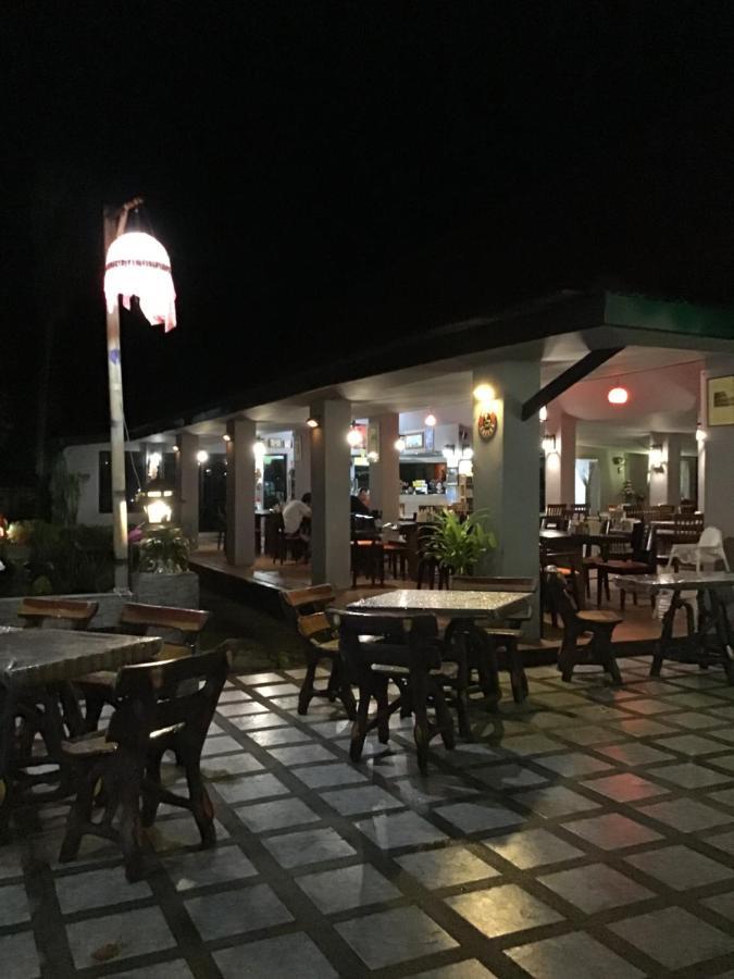Andaman Beach Resort Koh Jum Exterior photo