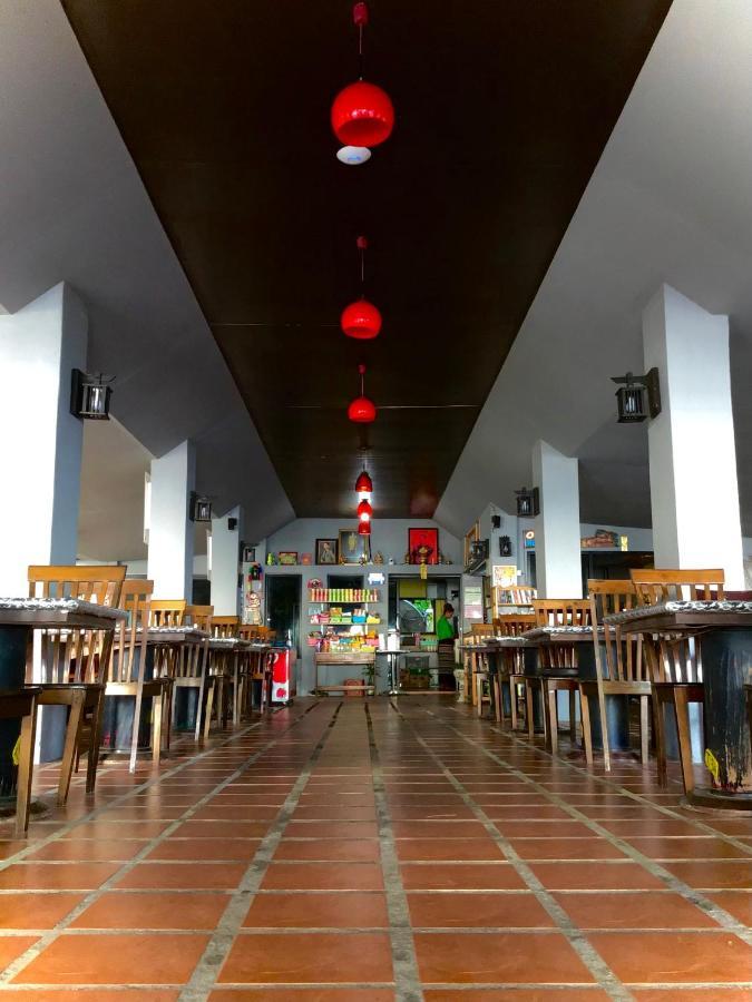 Andaman Beach Resort Koh Jum Exterior photo