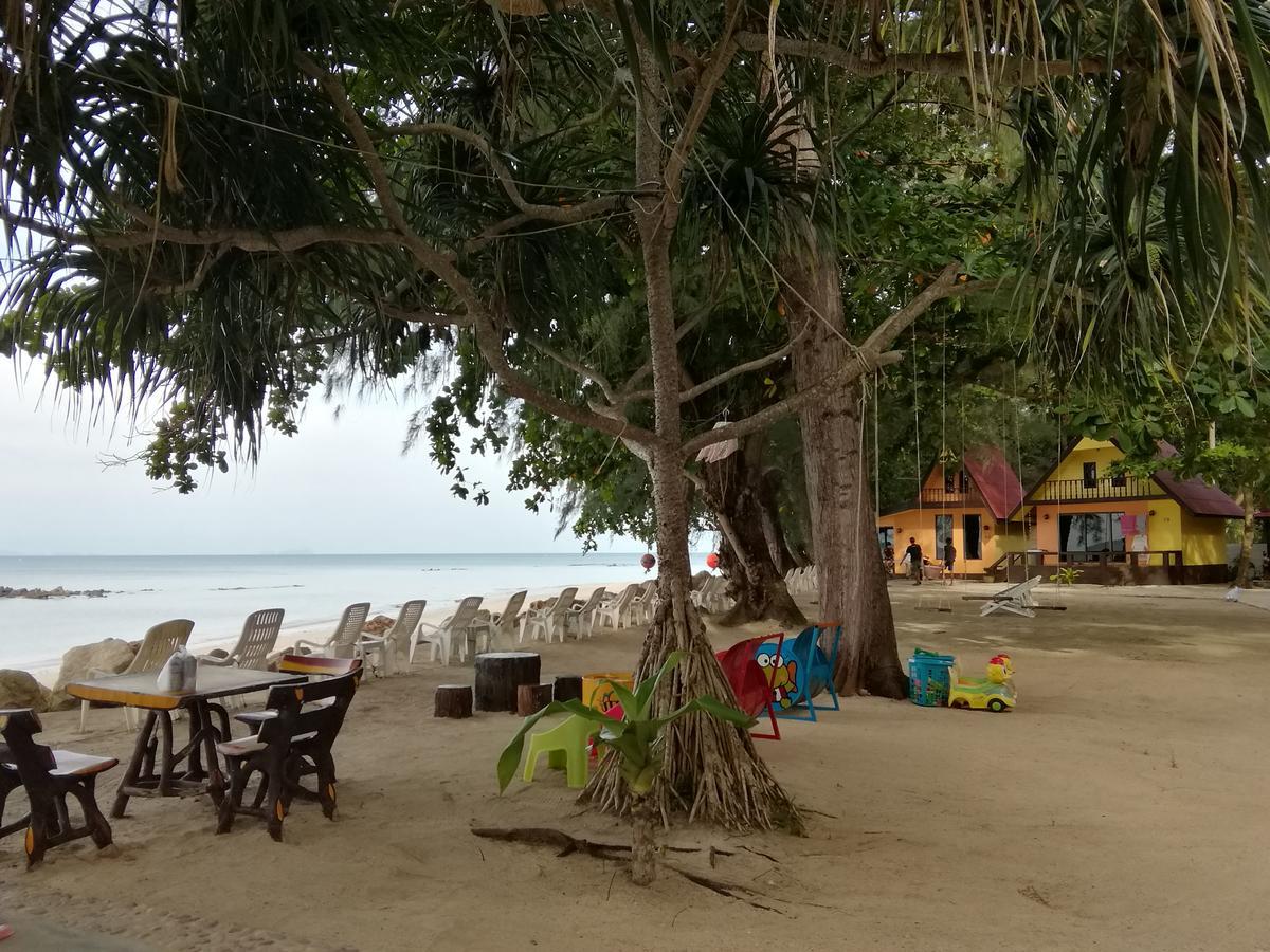 Andaman Beach Resort Koh Jum Exterior photo