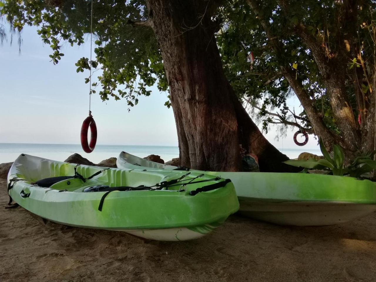 Andaman Beach Resort Koh Jum Exterior photo