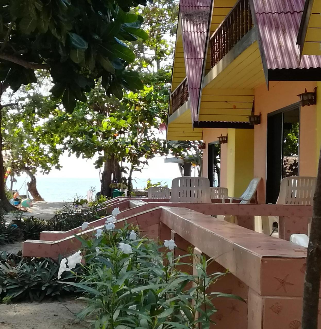 Andaman Beach Resort Koh Jum Exterior photo