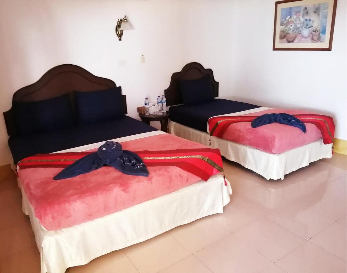 Andaman Beach Resort Koh Jum Exterior photo