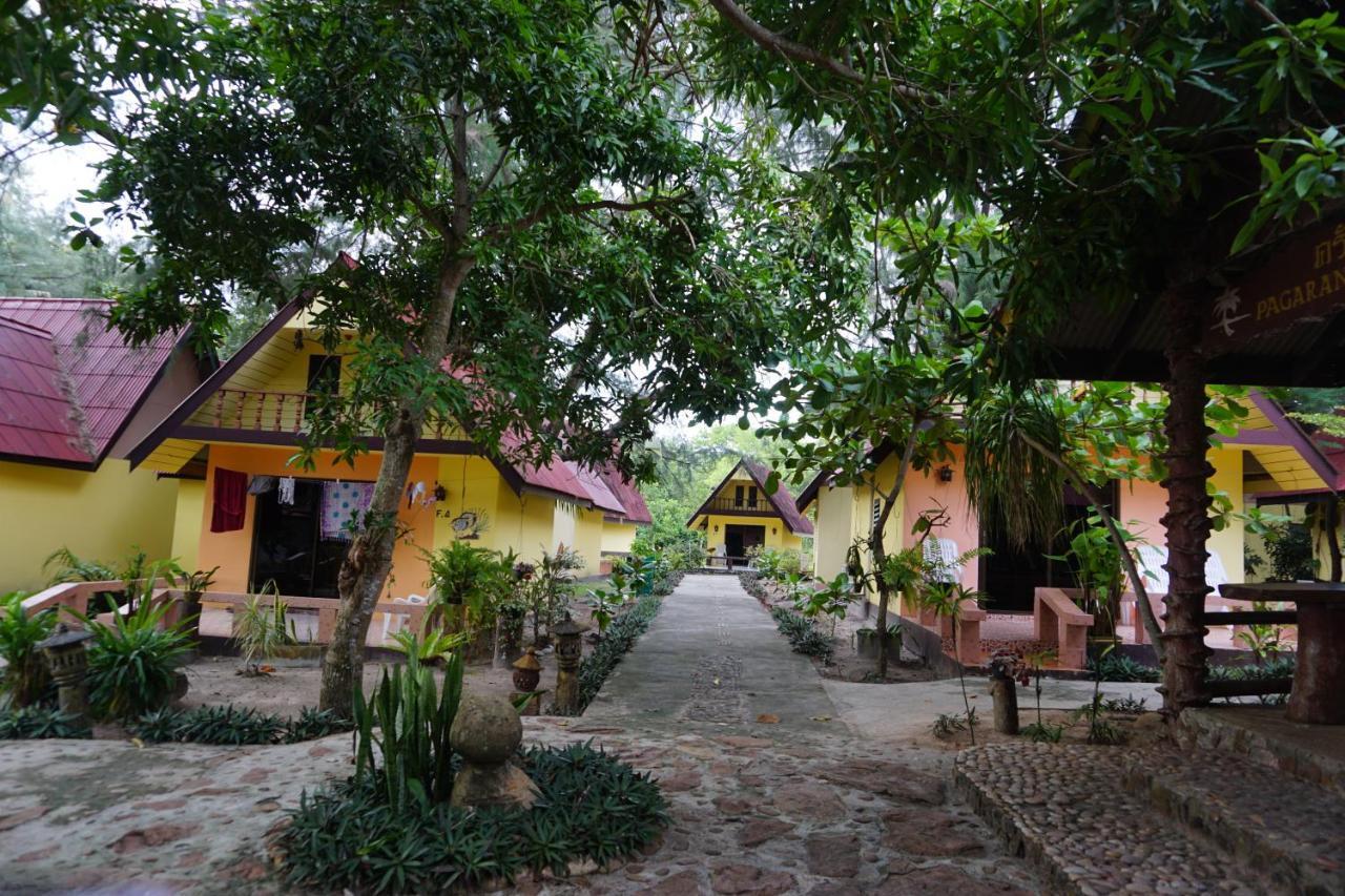 Andaman Beach Resort Koh Jum Exterior photo